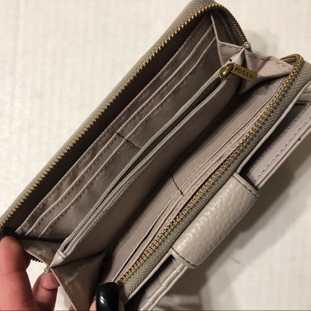 NWT Fossil Grey Madison Zip Clutch - Picture 4 of 5
